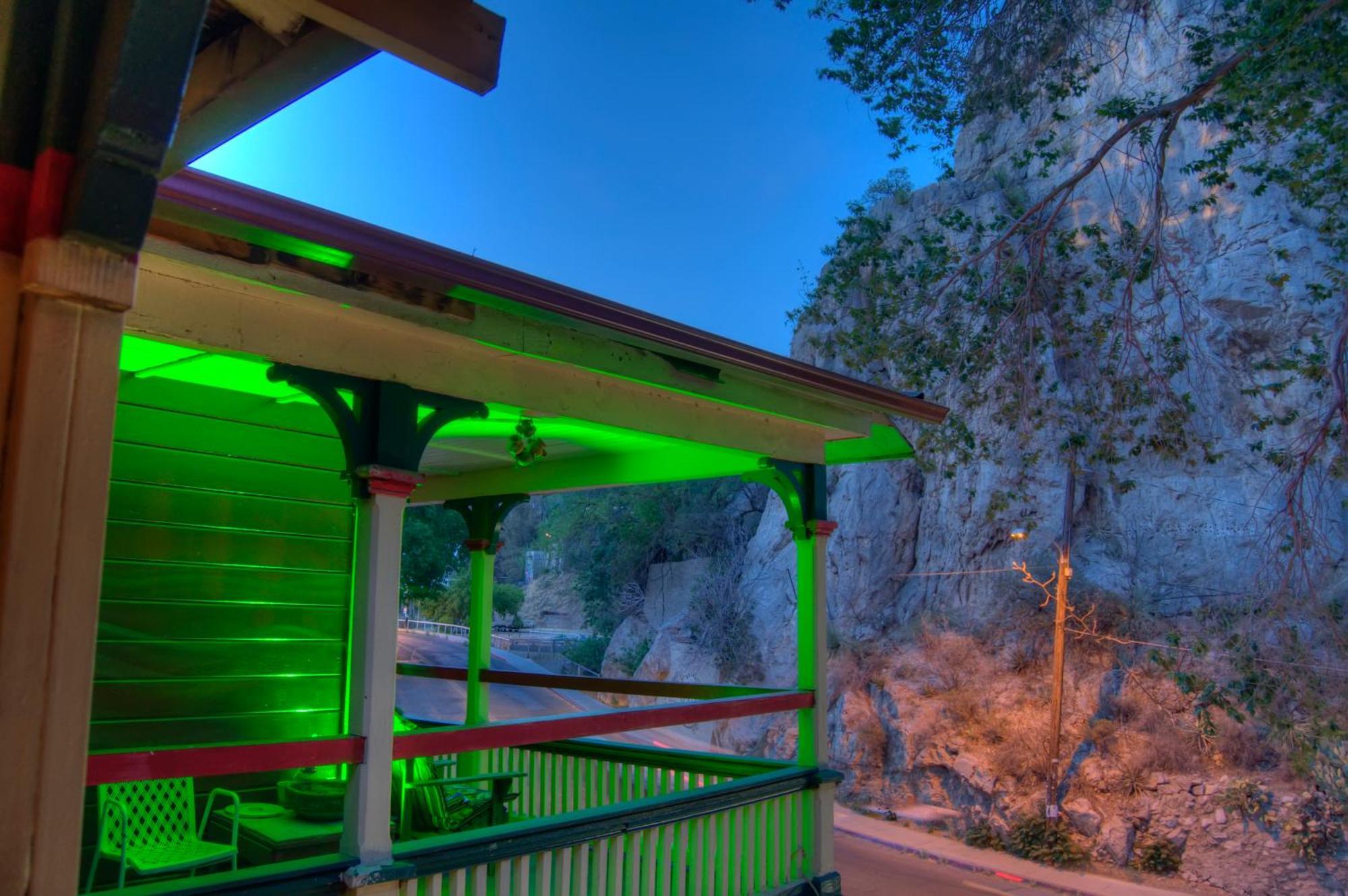 The Inn At Castle Rock Bisbee Bagian luar foto